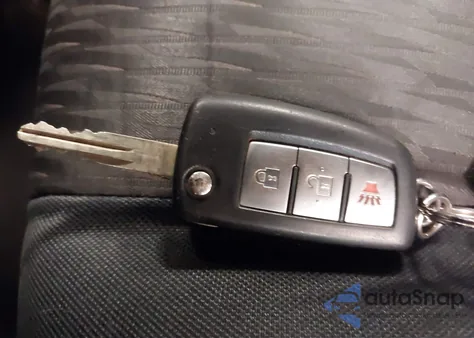 2017 Nissan Rogue S z USA, uszkodzony, nr VIN JN8AT2MVXHW008553